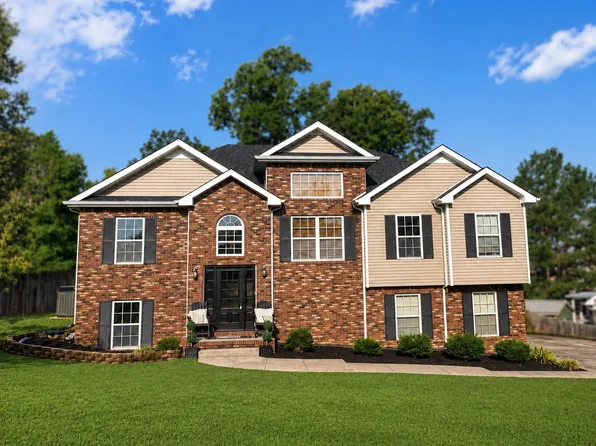 1382 Mountain Way, Clarksville, TN 37043