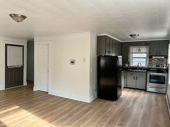 4th image of 93 Highland Ave APT 6