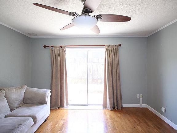 5th image of 1125 Bilbo St #8