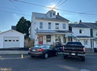 222 S Walnut St, Mount Carmel, PA