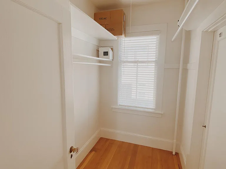 816 York St #816 — Photo 9