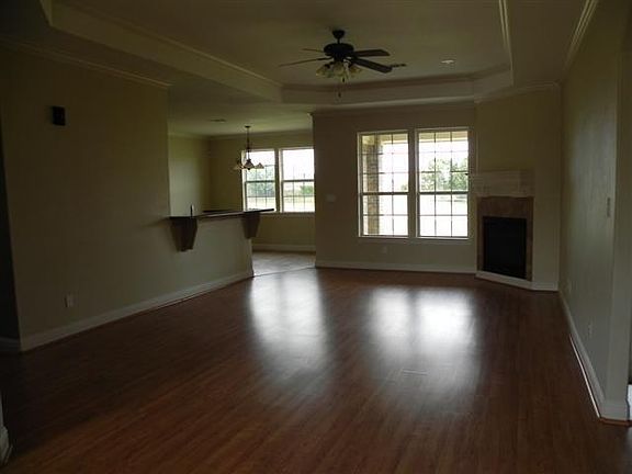 4th image of 3716 Greenway Pointe Dr