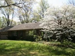 2909 W 93rd Ter, Leawood, KS 66206