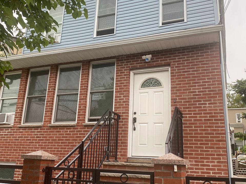 1st image of 96 Gordon St #2