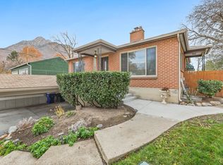 2576 E Wren Rd, Salt Lake City, UT 84117