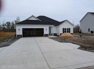 414 N Ardsley Ln, Rocky Point, NC 28457