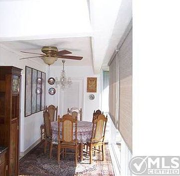 4th image of 2724 N Garden Dr #407