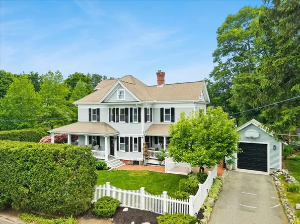 202 Washington St, Westwood, MA 02090