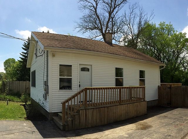1st image of 42420 N Poplar St