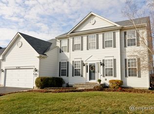 5391 Galloway Dr, Hoffman Estates, IL 60192