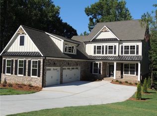 3116 Mulberry Greens Ln, Jefferson, GA 30549