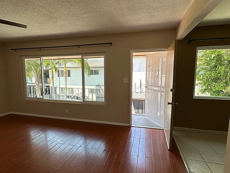 6146 Palm Ave #B — Photo 5