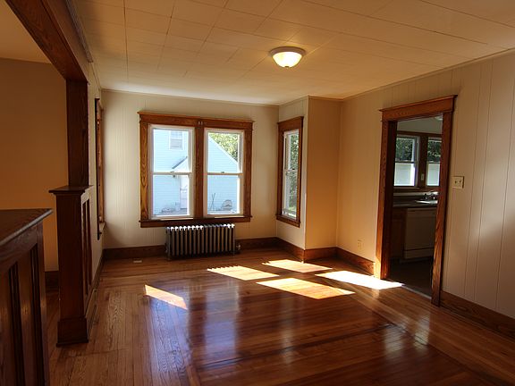 5th image of 29 N Avenue B