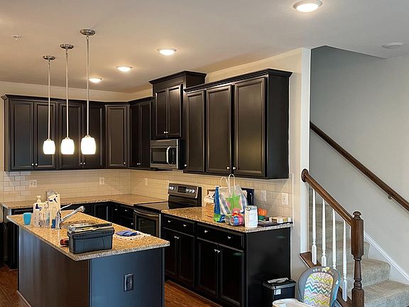 3rd image of 13931 Hollow Wind Way #201