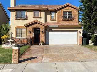 7092 Julian Ln, Fontana, CA 92336