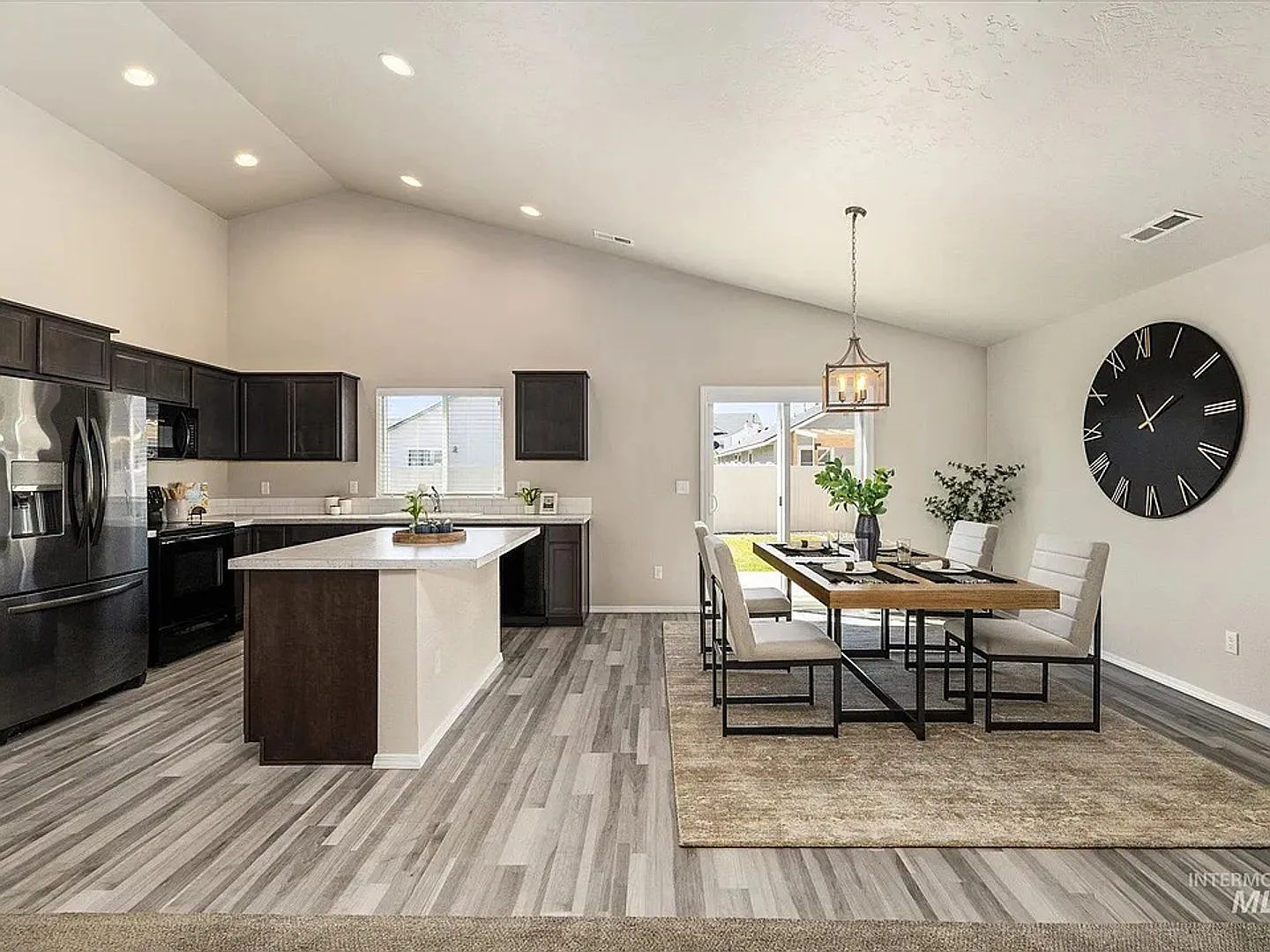 Beautiful 4-Bedroom Star Home | Fenced Yard, Covered Porch & 2-Car Garage — Photo 4