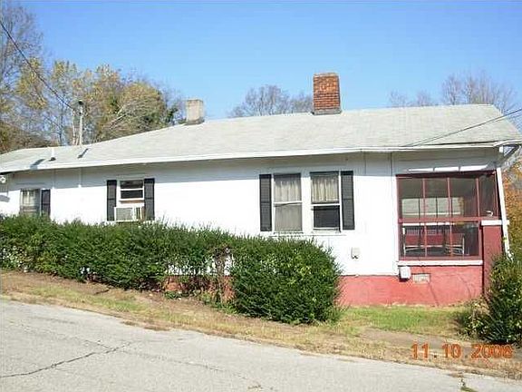 4029 Grand side of house