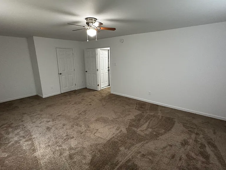 3021 Chelsea Ave — Photo 13