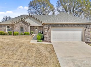1711 Pioneer Dr, Cabot, AR 72023