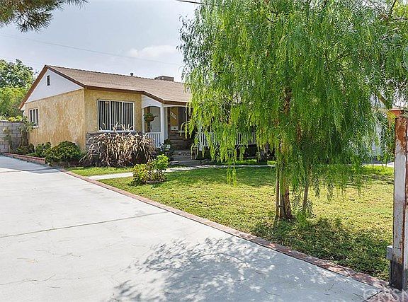 3rd image of 8714 Costello Ave