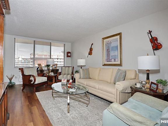 3rd image of 160 Overlook Avenue #19D
