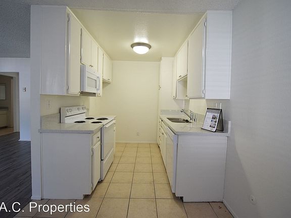 4th image of 6115 Whitsett Ave APT 114