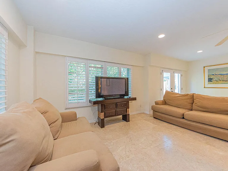 1850 E Sandpiper Rd — Photo 10