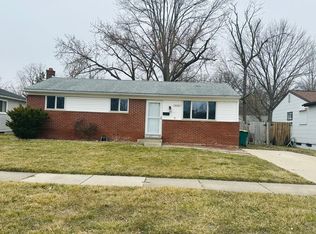 16482 Oakbrook St, Romulus, MI 48174