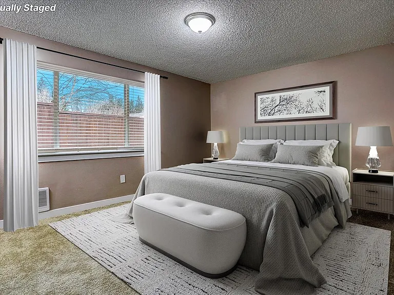 Sunset East Apartments — Photo 9