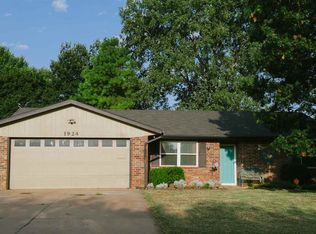 1924 N Grandview St, Stillwater, OK 74075