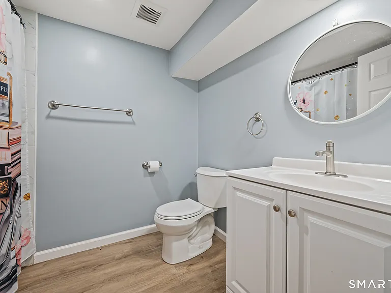 58 Jackson Ave — Photo 18