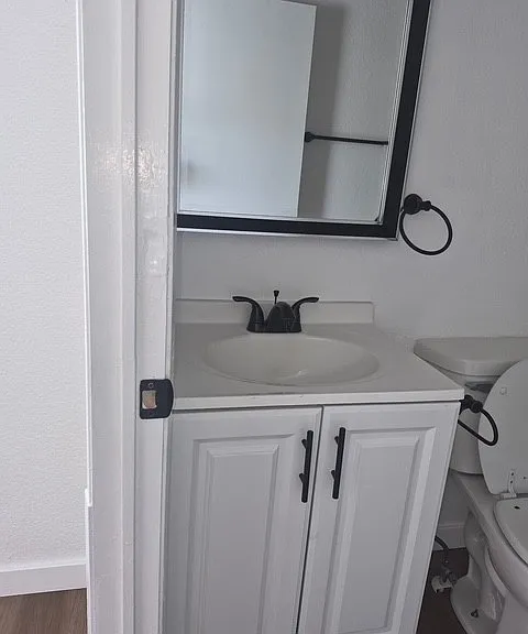 8391 San Fernando Rd #9 — Photo 3