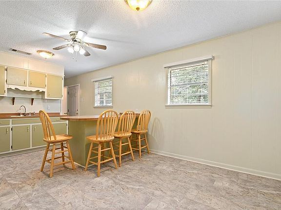 5th image of 10971 Rosemere Dr
