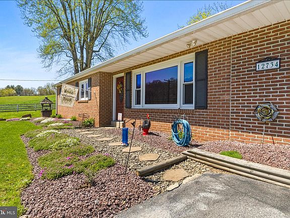 3rd image of 12734 Woodsboro Pike