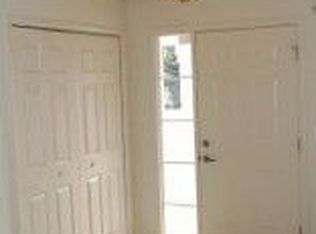 372 Newton Ct, Lake Orion, MI