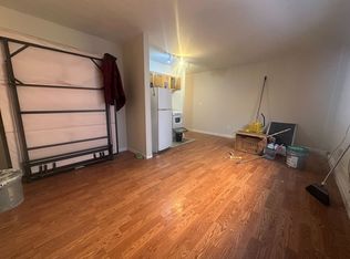 401 Warburton Ave #2D, Yonkers, NY 10701