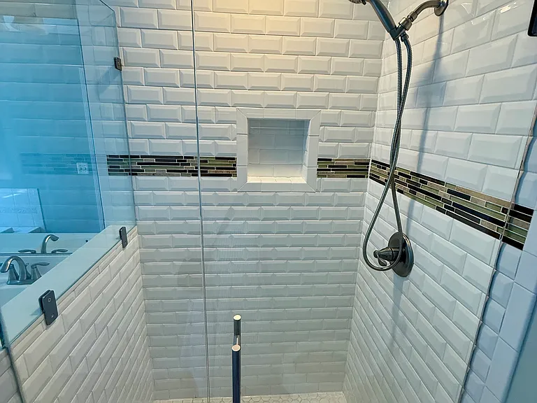 Primary shower