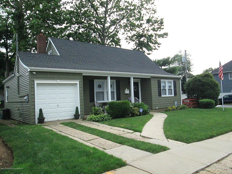 1st image of 74 Kirshon Ave