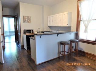 1529 W Nelson St #1F, Chicago, IL 60657