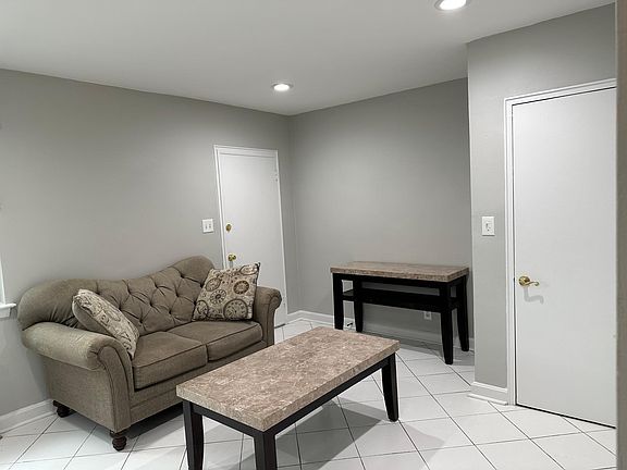 5th image of 7403 255th St #25G71