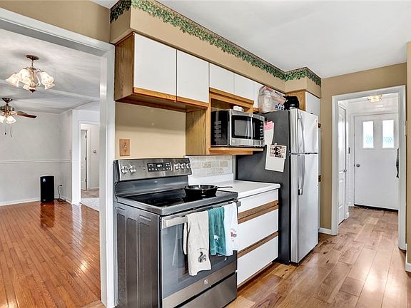 5th image of 495 Midland Dr