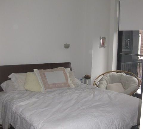 2nd image of 81 Nassau St APT 5B