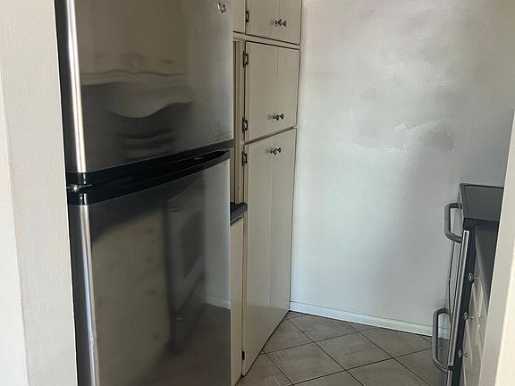 5th image of 2600 Paula Dr N #6D