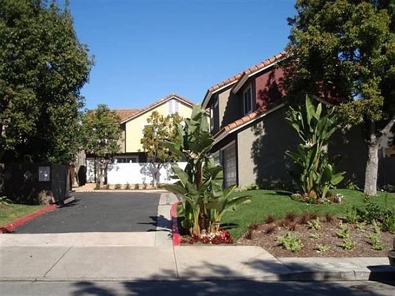 3rd image of 686 Park Dr APT B4