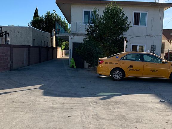 4th image of 3713 E 56th St APT B