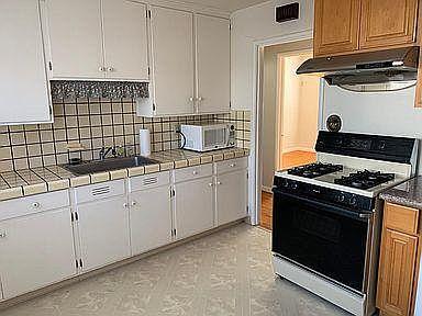 2nd image of 6654 Madrone Ave
