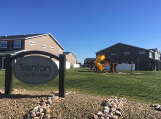 4304 Trenton Dr, Bismarck, ND 58503