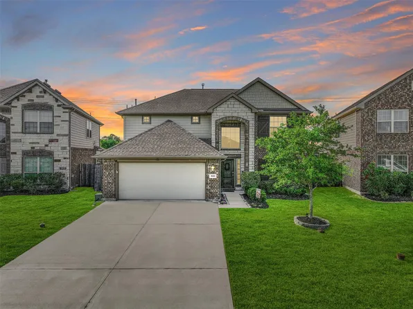 3120 Sunrise Hill Ln, Dickinson, TX 77539