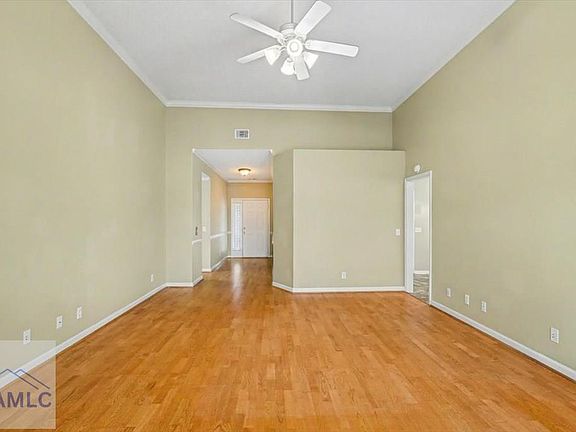5th image of 313 Keller Rd