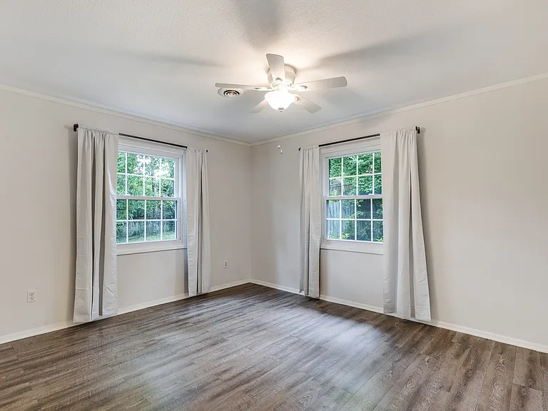 1125 Timbergrove Dr — Photo 22